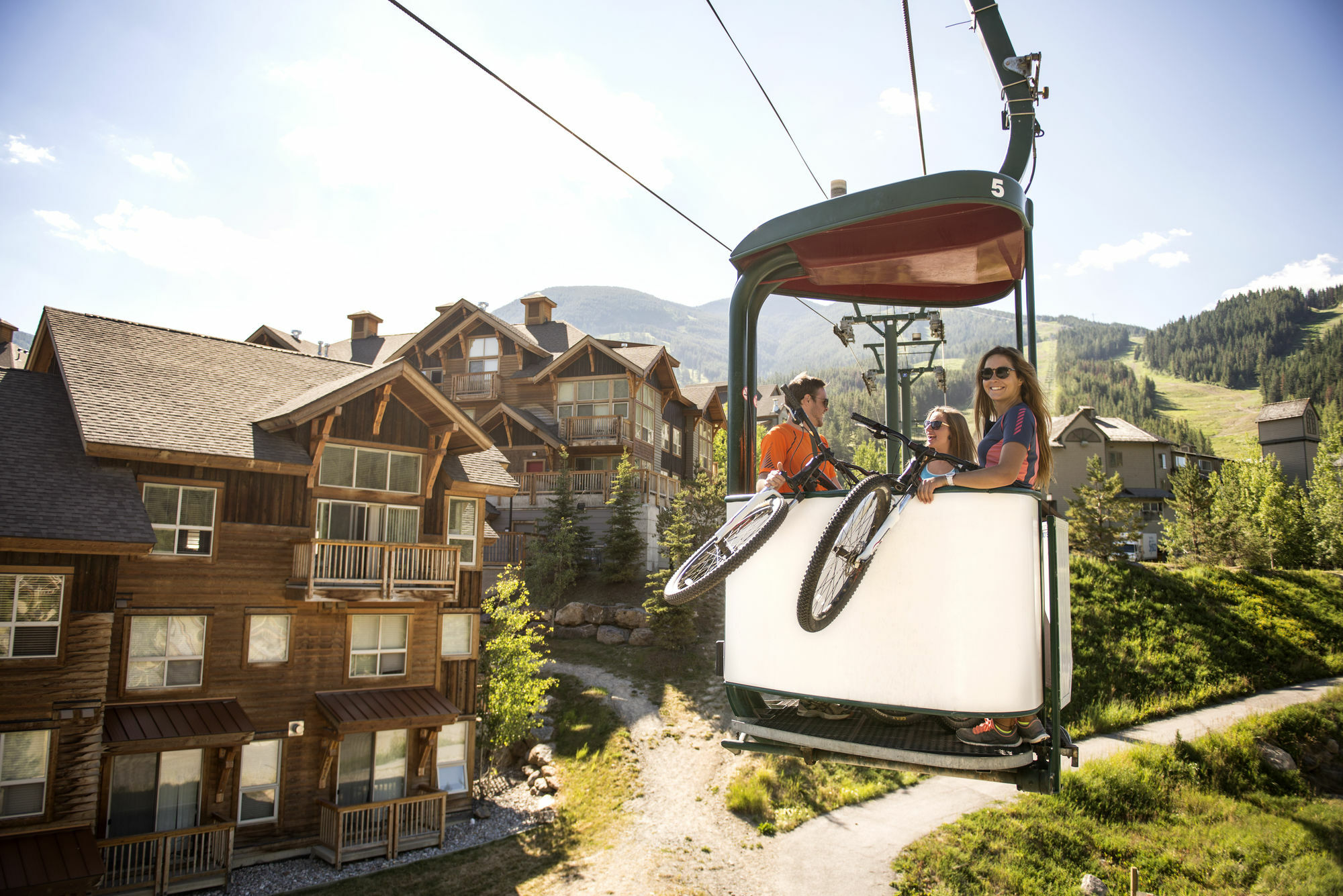 Panorama Mountain Resort - Pine Inn Екстер'єр фото